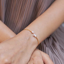 Load image into Gallery viewer, Gardenia Bracelet